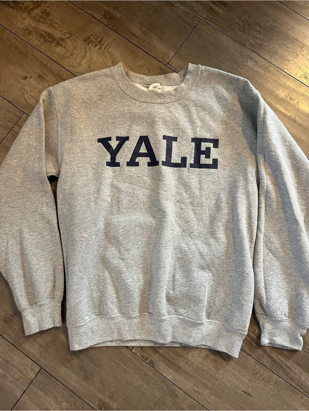 Yale Crewneck Sweatshirt in Light Gray